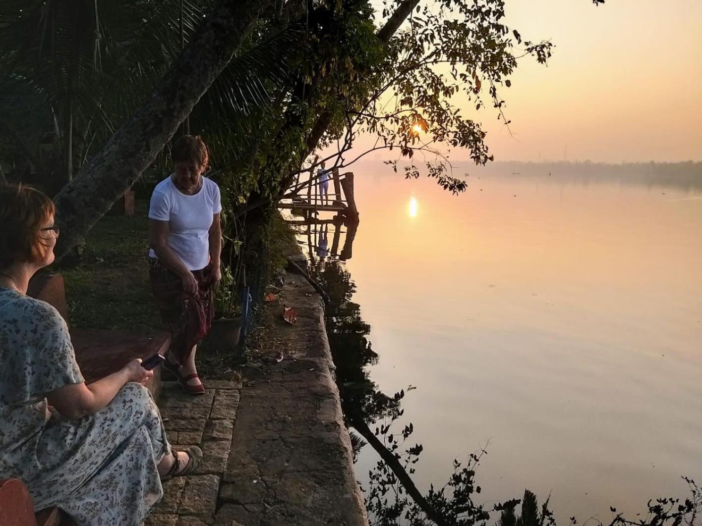 Ashtamudivillas Kollam Esterno foto