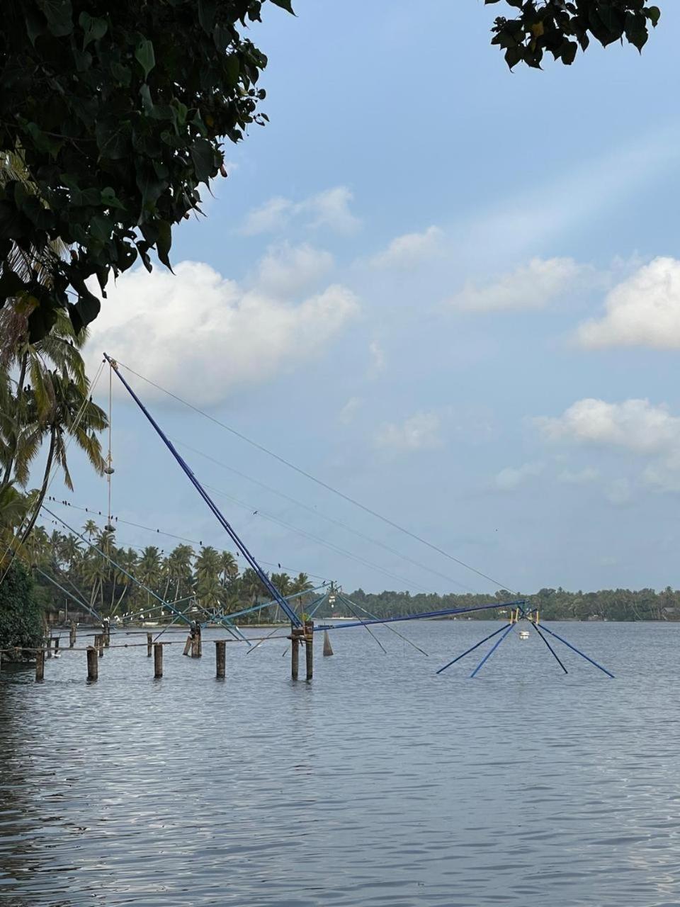 Ashtamudivillas Kollam Esterno foto